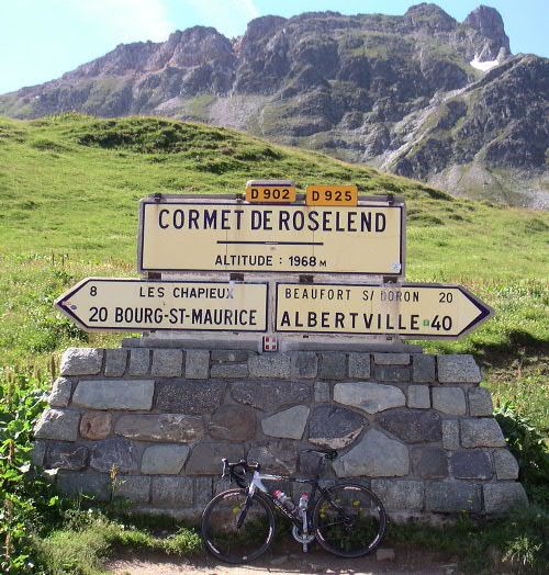 Another 'bike and col sign' pic, just has to be done I'm afraid....